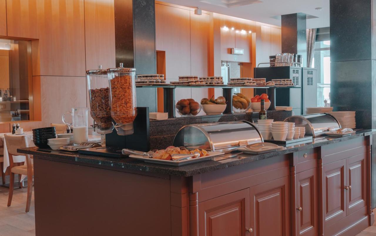 Hotel Riant-Sejour By Wp Hotels (Adults Only) 블랑켄베르크 외부 사진